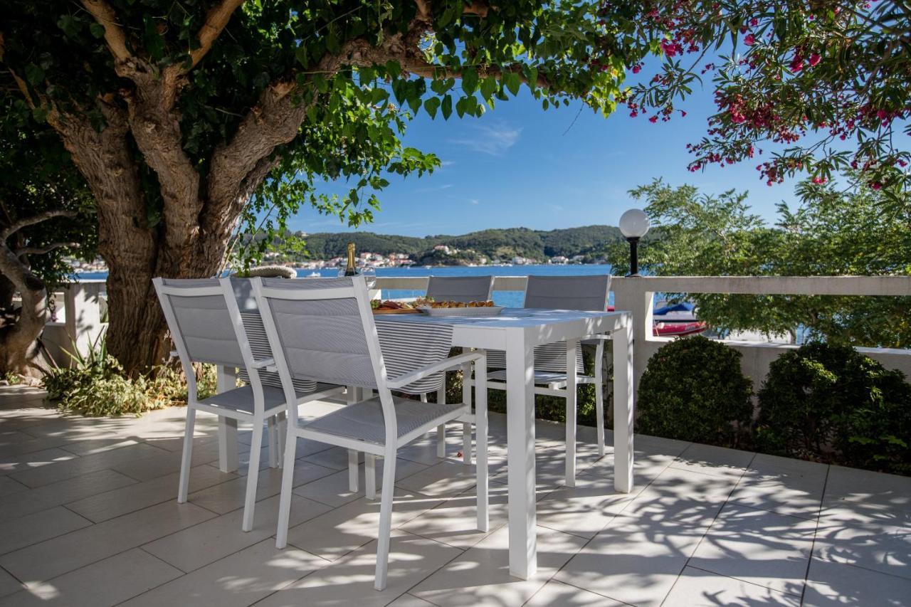 House Subic Διαμέρισμα Supetarska Draga Εξωτερικό φωτογραφία