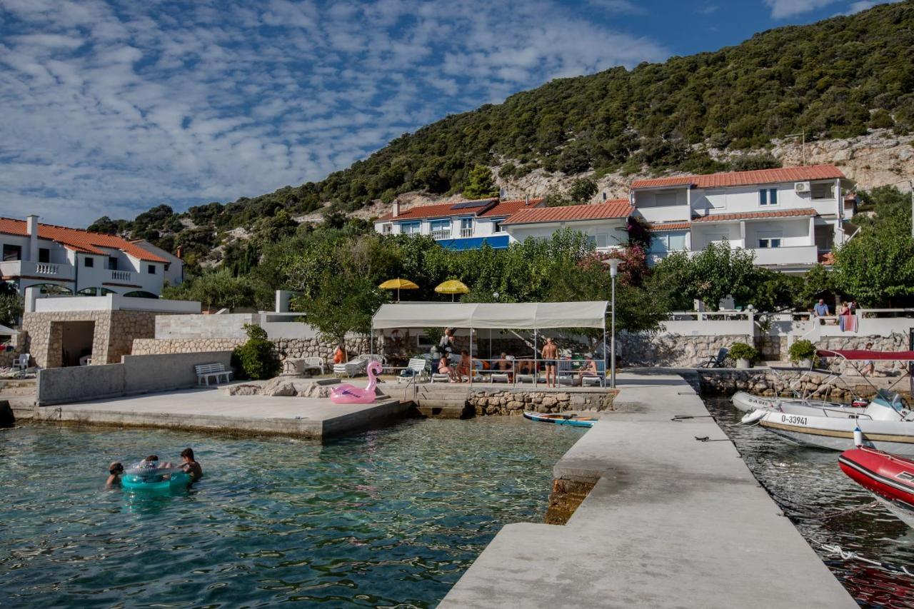 House Subic Διαμέρισμα Supetarska Draga Εξωτερικό φωτογραφία