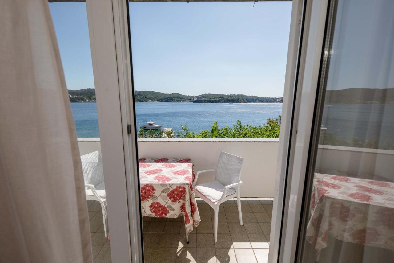 House Subic Διαμέρισμα Supetarska Draga Εξωτερικό φωτογραφία
