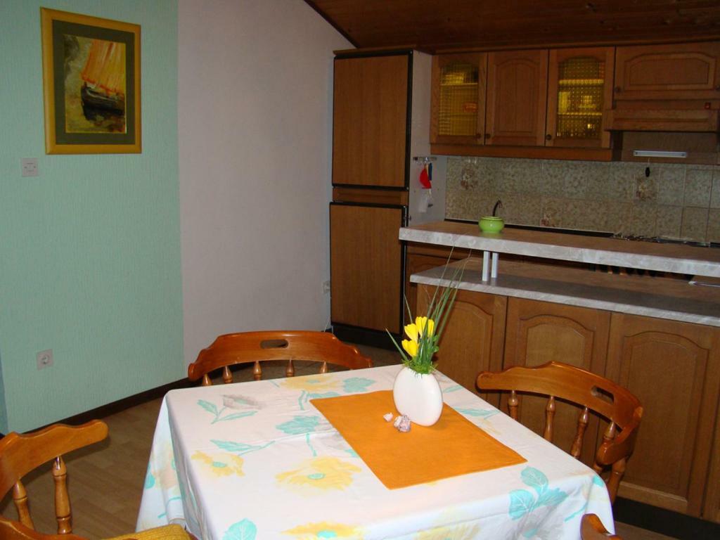 House Subic Διαμέρισμα Supetarska Draga Εξωτερικό φωτογραφία